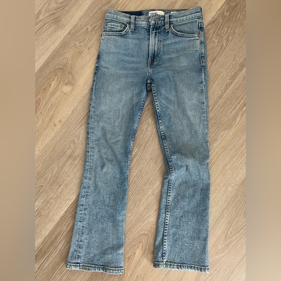 RE/DONE Originals , mid rise kick flare stretch Jean. - Picture 3 of 3